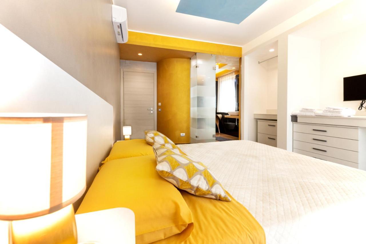 Zaffiro Lavico Rooms Etna Nature Sea Acireale Eksteriør billede