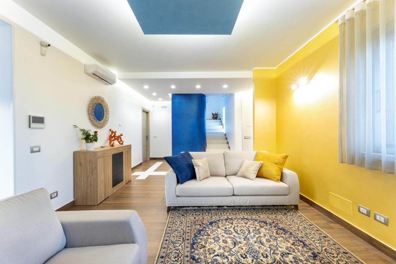 Zaffiro Lavico Rooms Etna Nature Sea Acireale Eksteriør billede