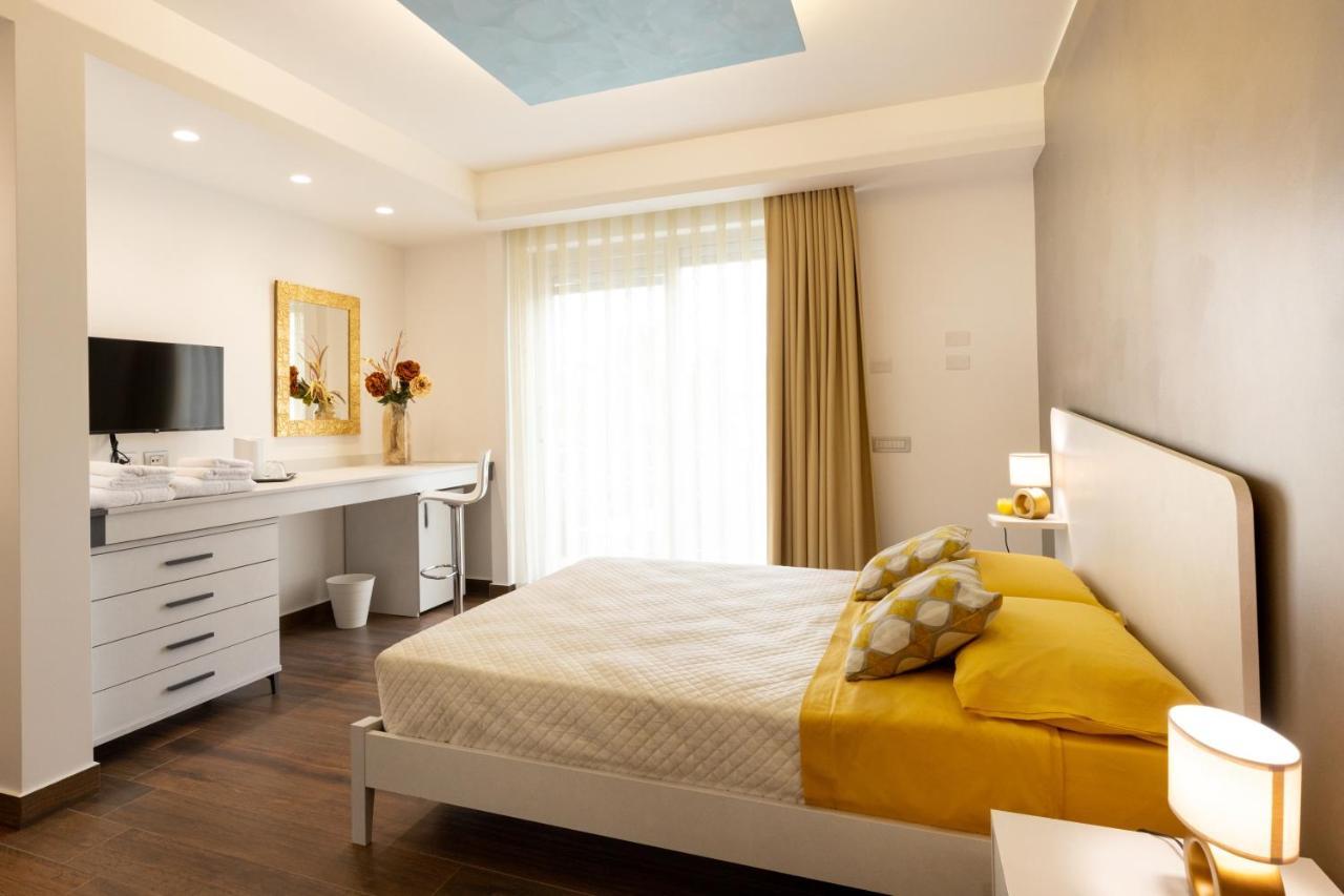Zaffiro Lavico Rooms Etna Nature Sea Acireale Eksteriør billede